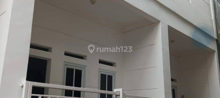 Rumah baru murah siap huni dekat ke tb simatupang di condet jakarta timur  1