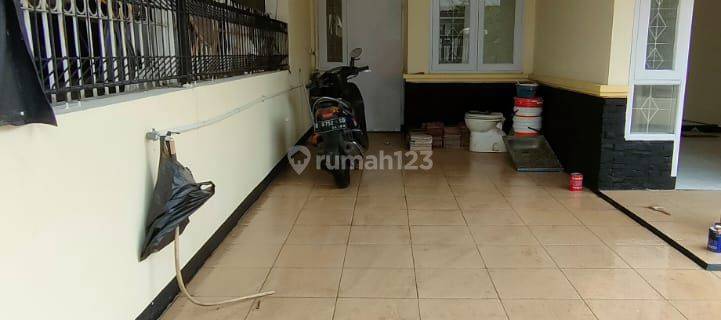 Rumah Luas Disewakan/Dijual Di Komplek Taman Burung, Cijerah 1