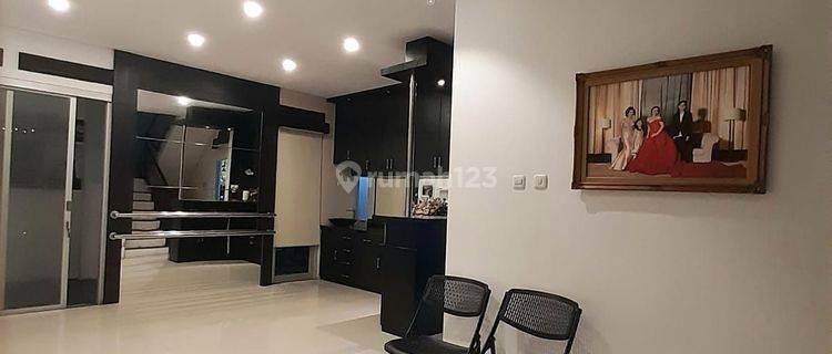 Rumah Dijual Cepat Di Cigadung Selatan, Dago  1