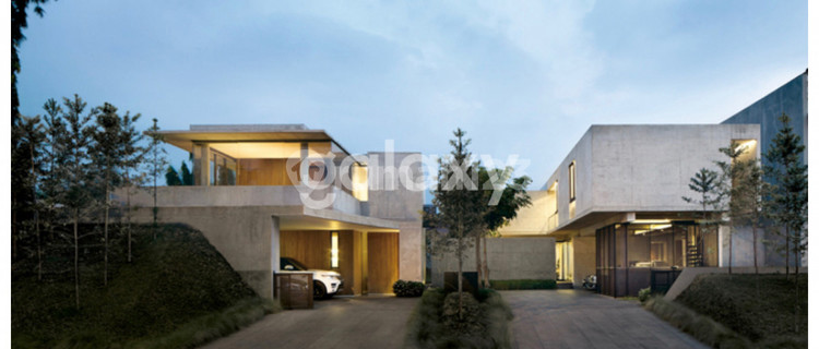  Rumah Mewah Green Candi Residences di Semarang Atas  1