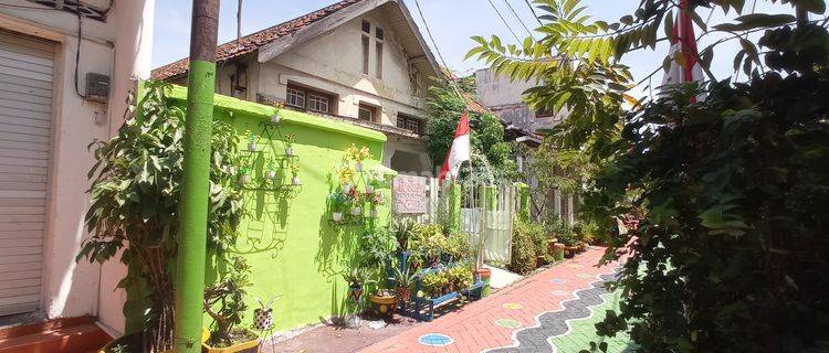 Rumah di Maspati SHM Hitung Tanah Cocok Untuk Kos/Cafe Kekinian 1