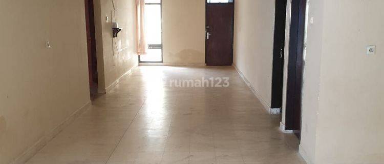 Rumah Dalam Cluster Dekat Kampus Unpar Ciumbuleuit Bandung  1