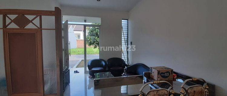 Dijual Rumah Siap Huni di Somerville Taman Kopo Indah 5 1