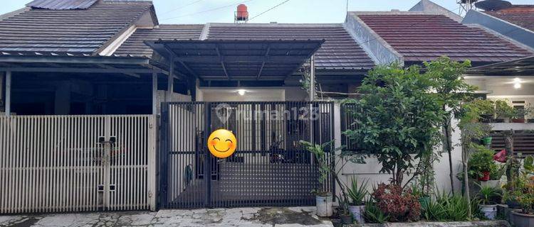 Dijual Rumah Nyaman di Taman Kopo Indah 3 1