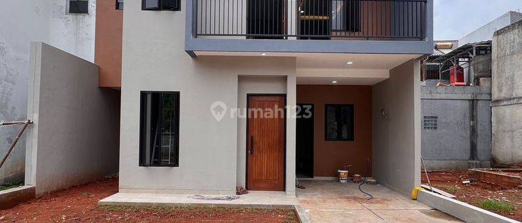 Rumah berkonsep modern dalam cluster best area jagakarsa 1