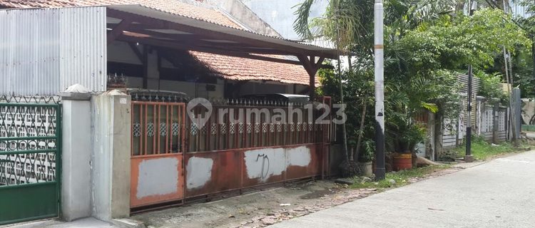 Rumah Bagus di Jl. Radio 4 Kramat Pela, Kebayoran Baru Jaksel. 1