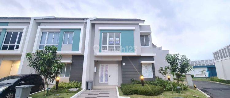 Rumah Cluster Posisi Hook Rapi di Gading Serpong  1