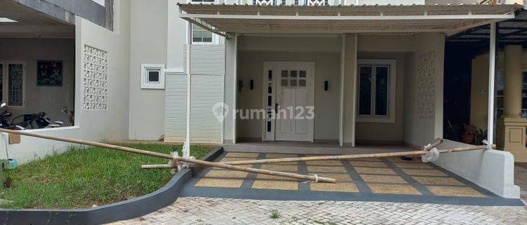 Rumah 2lantai di Golden viena 2 siap huni,rapih, bagus 1