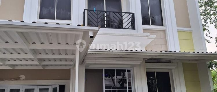 Rumah fully furnished 2lantai siap huni nyaman di Gading Serpong  1
