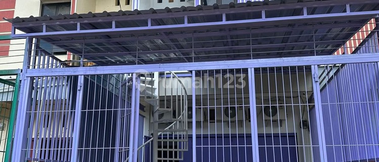 For Sale: Shop House + Boarding Rooms 1