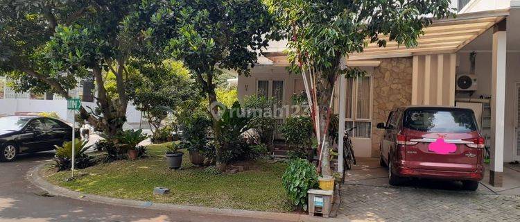 Dijual Rumah Hoek  Cantik Sevilla BSD Lokasi Depan 1