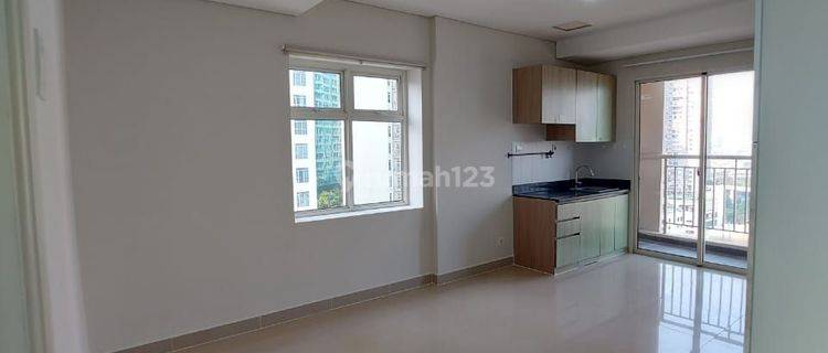 Disewakan Apartemen Madison Park 2BR Unfurnished 1