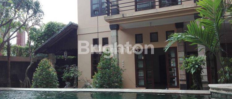 Spacious villa in Mumbul 1