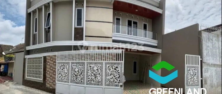 RUMAH MEWAH ELITE 2 LANTAI BARU GRESS DI MANAHAN SOLO 1