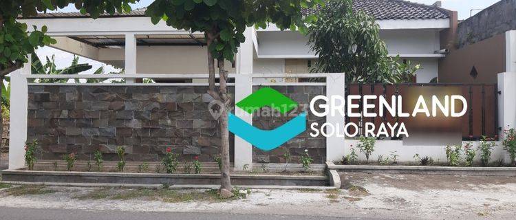 Rumah Bagus nyaman bonus Tanah di Kartasura 1