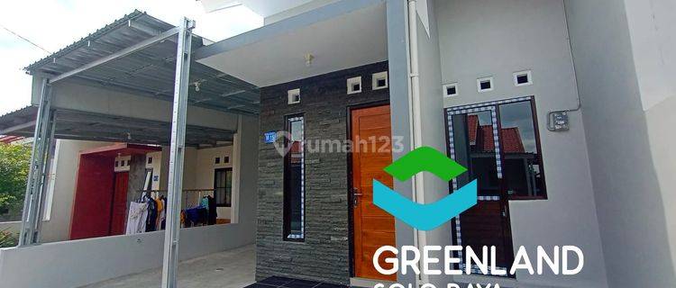 Rumah Barus Cantik di Perumahan di WARU GENTAN 1