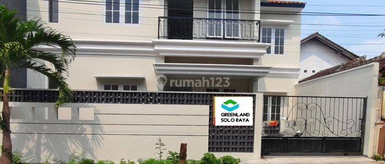 Rumah Baru Gress 2 Lantai Di Makam Haji Solo 1