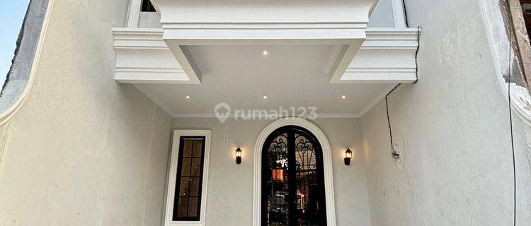 Dijual Rumah American Classic di Kahfi 1 Jagakarsa Jakarta Selatan 1