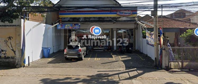 For Rent Strategic Location Shop House on Mainroad Rajawali Street 1