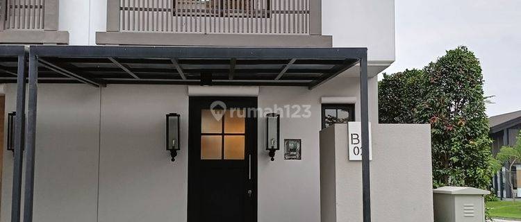 Rumah 2 lantai di Amesta Living Surabaya 1