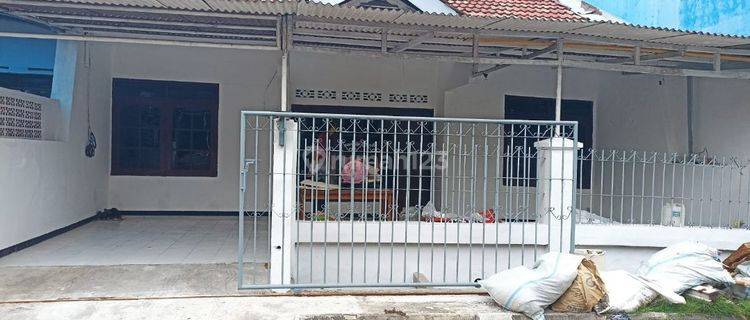 Rumah 2 lantai Klampis Semolo Barat 1