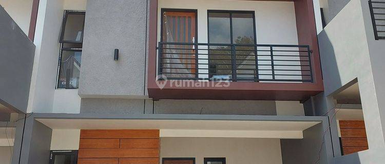 Siap huni rumah kost modern 2 lantai dekat universitas brawijaya malang 1
