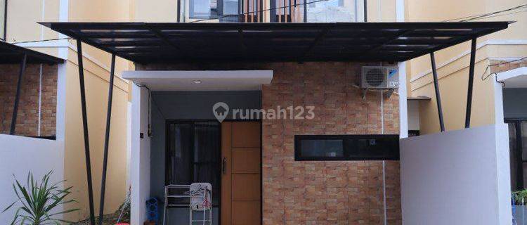 Rumah 2 Lantai Dp 0 Free Biaya biaya 10 Menit St. Depok Lama 1