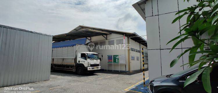 Gudang Besar Akses Kontainer Dekat Ringroad Selatan Yogyakarta 1