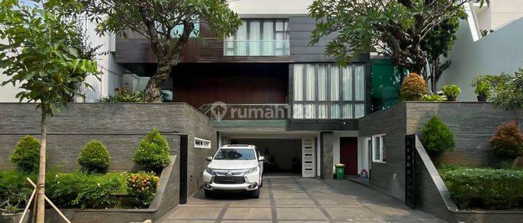  RUMAH MEWAH 3 Lantai Dalam Komplek Simprug Golf Senayan 1