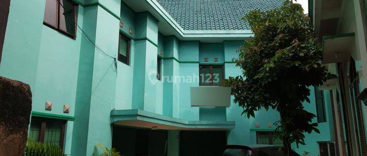 Gedung Perkantoran Siap Pakai Dan Lokasi Strategis di Kebon Jeruk 1