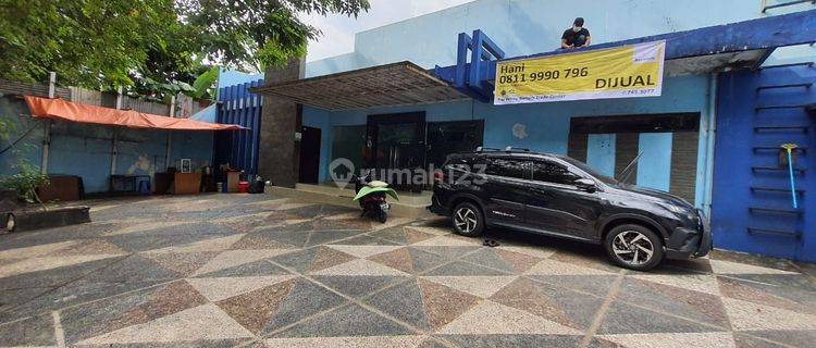 Dijual Kantor di Tebet Timur Raya Jakarta Selatan
Sangat cocok untuk kantor, ruang usaha, dan cafe.
 1