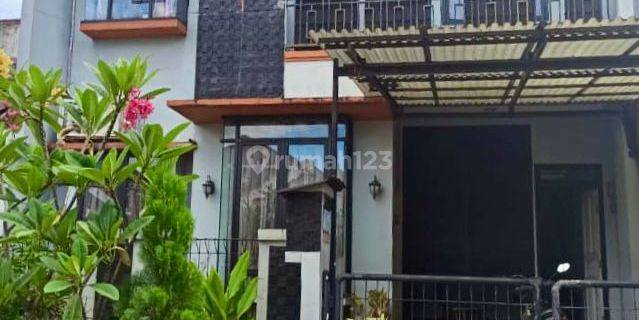 Dijual Rumah Bagus 2 Lantai di Bsd 1