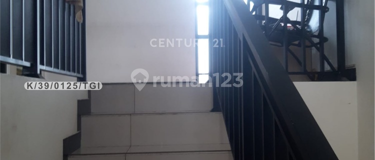 Well-Maintained 2-Story House Ready to Occupy in Taman Kopo Indah 5 Bandung 1