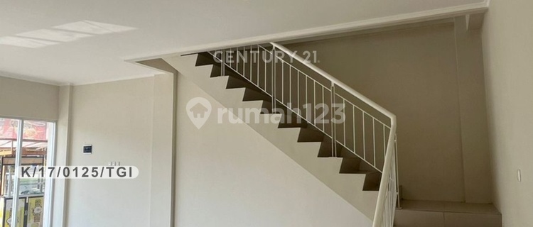 Strategic Location East-Facing Ruko Hook in Citra Maja Raya Bandung 1