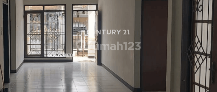 Rumah Sudah Renov Siap Huni Di Taman Kopo Indah 3 Bandung  1