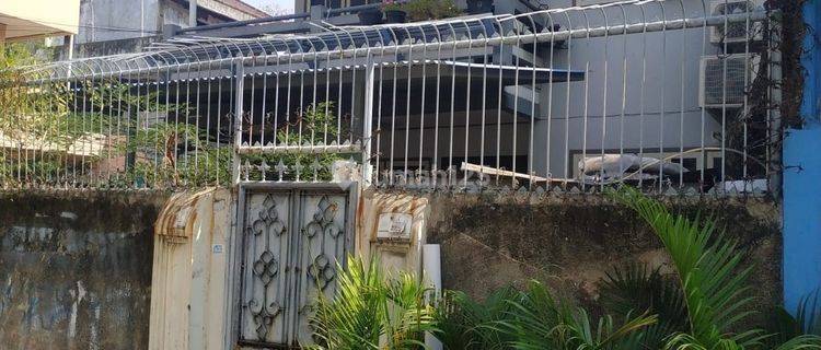 Rumah 2 Lantai Daerah Kemayoran Jakarta Pusat 1