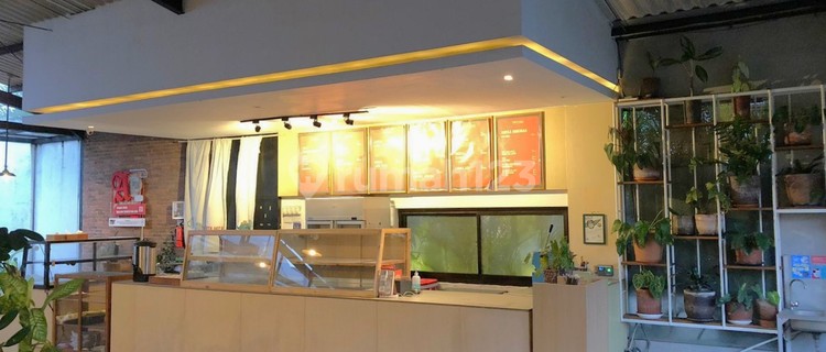 Drop Price Ready to Make Profit - 4-Story Building & Former Restaurant Building in Rungkut Industrial Area, Surabaya. Spacious Parking, Suitable for Hotel, Bank, Branch Office, etc. 1