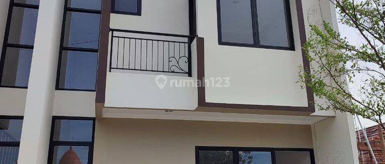 Rumah 2 Lantai Furnished Free Biaya di Pamulang 1