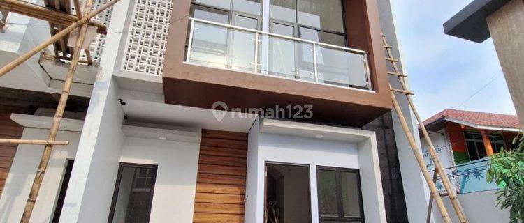 Rumah Skandinavian Smart Home Nempel Vila Dago Pamulang 1