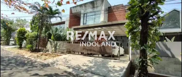 Jual Rumah Minimalis 3 Lantai Furnish Komplek Unilever Petukangan 1