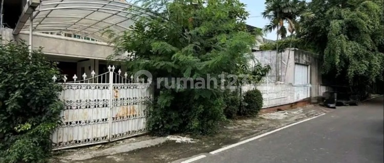 Jual Rumah Strategis 2 Lantai Area Prime Senopati Kebayoran Baru Jakarta Selatan 1