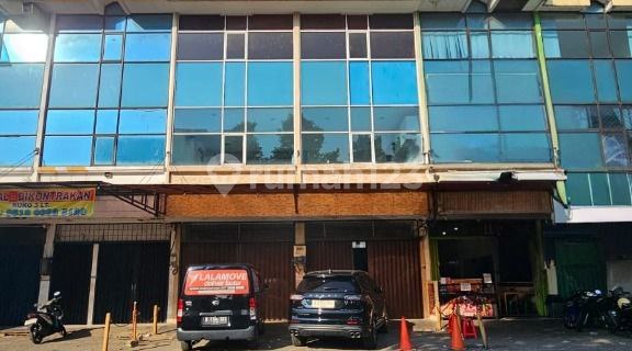 For Rent: 4-Story Row Shop, Strategic Location in Srengseng, Kembangan 1