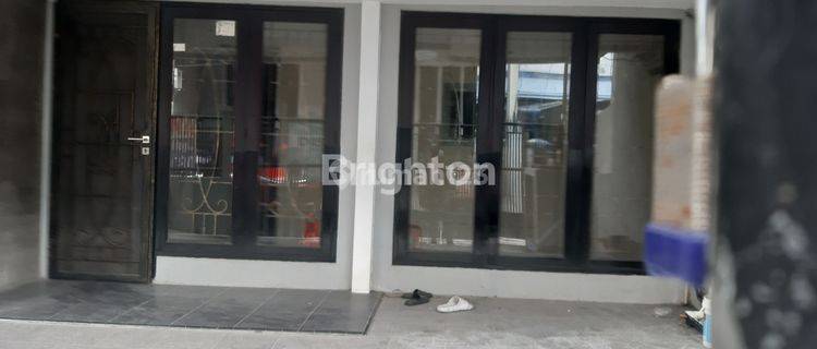 Rumah bagus 2lt,lb300m,shm,jalan1.5mobil,garasi 2mobil,selangkah pasar dan mall,bebas banjir 1