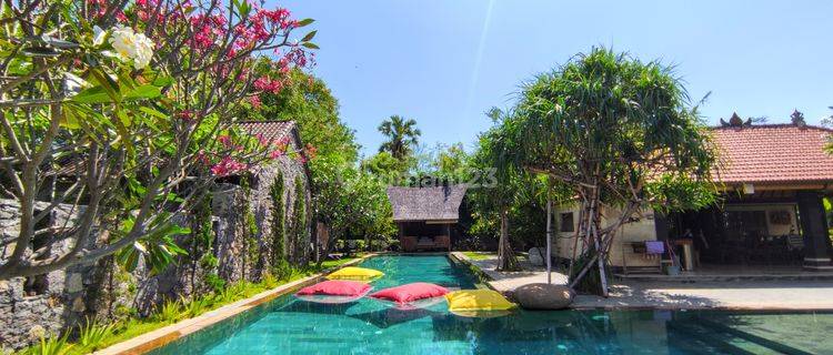 STUNNING FREEHOLD VILLA IN PEMUTERAN 1