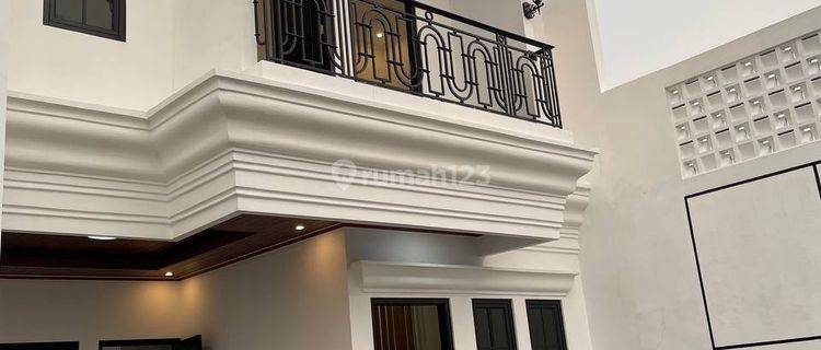 Rumah Siap Huni Classic Modern Selangkah Mall Exchange Bintaro 1