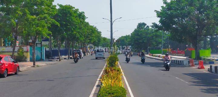 Tempat Usaha Ex Restoarea Jalan Soekarno Hatta Bangkalan 1