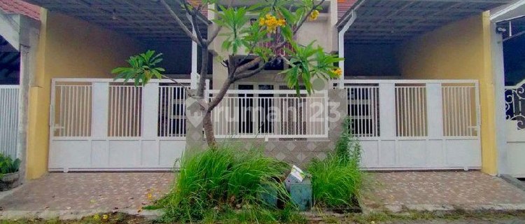 Rumah Kutisari Indah Utara Row jalan 3 mobil Siap huni, carport 2 mobil 1