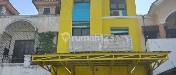For Rent: Ready-to-Use Spacious Shop House in Taman Harapan Baru, Bekasi 1