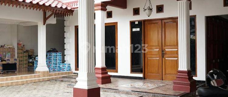 For Sale House in North Sukabumi, Kebon Jeruk - West Jakarta 1