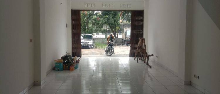 Kantor di Jalan lingkar luar 70 m Sudah Renovasi SHM Jakarta Barat 1